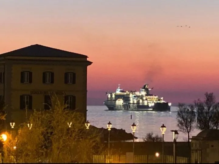 Sunset 39 Apartment Livorno